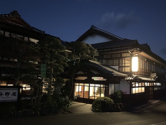 出雲大社参道から一番近いお宿、竹野屋旅館に宿泊。