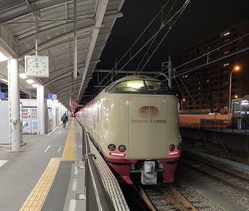 サンライズ瀬戸で往復　B寝台 シングルツイン と A寝台。