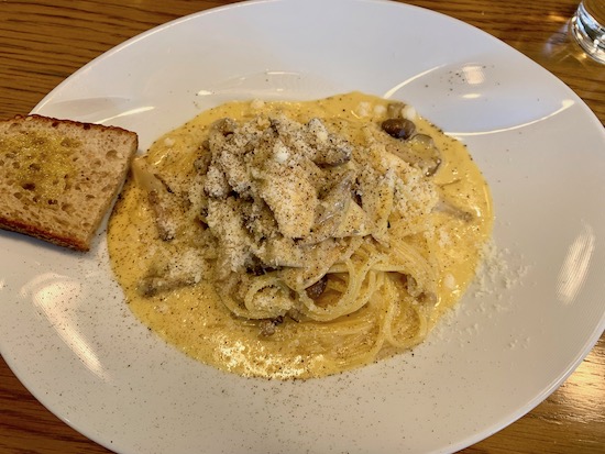 久々のカイマンテーブル＠日本橋石町