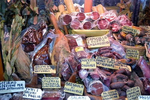 我が家には今、11kgのお肉がございまして。